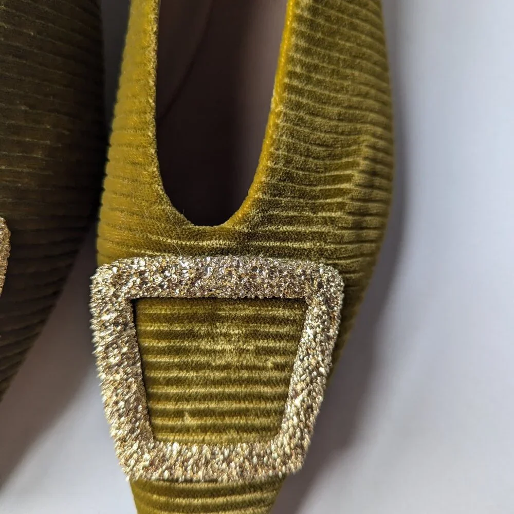 Sam Edelman Olive Green Flats with Gold Buckle NWOB - Picture 3 of 5